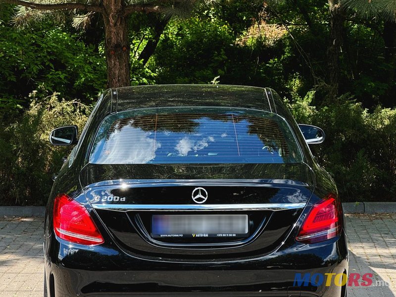 2019' Mercedes-Benz C-Class photo #2