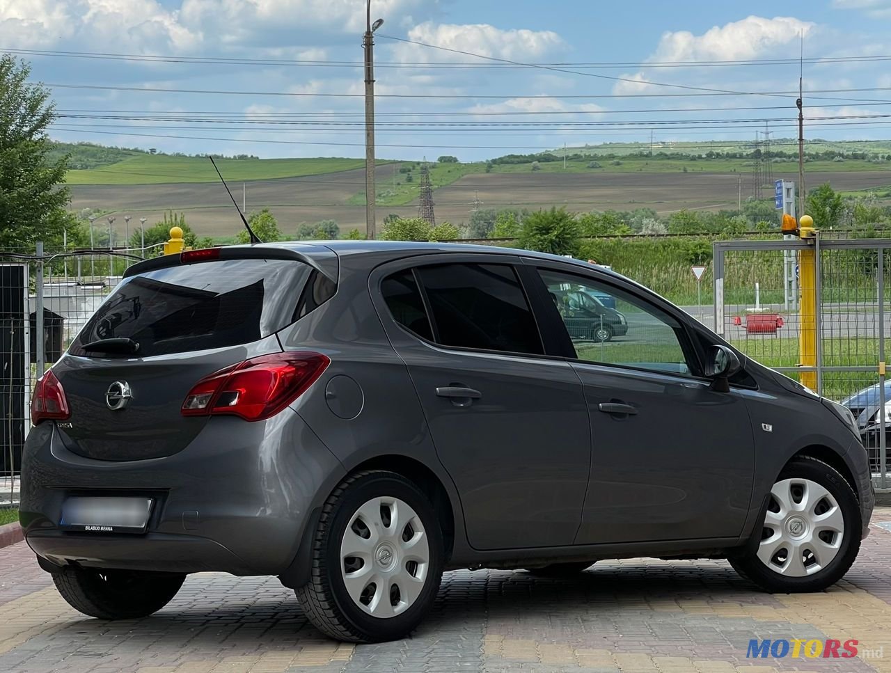2015' Opel Corsa photo #4