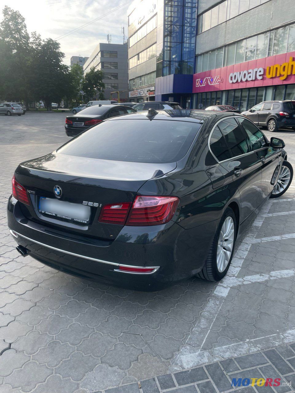 2014' BMW 5 Series photo #2