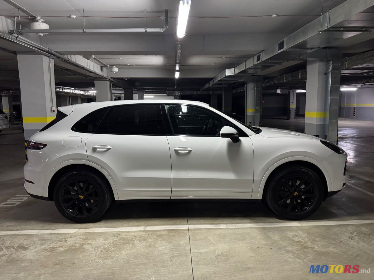2018' Porsche Cayenne photo #4