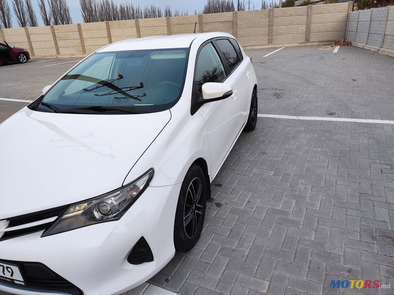 2015' Toyota Auris photo #4