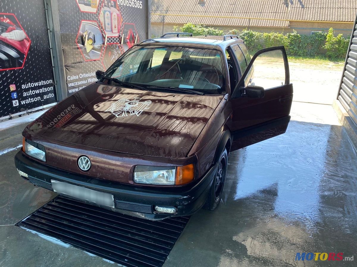 1991' Volkswagen Passat photo #1