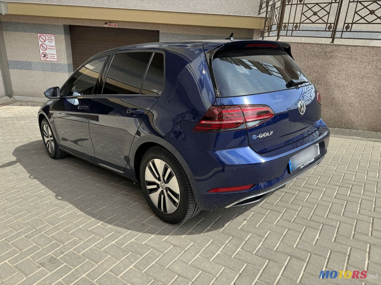 2018' Volkswagen Golf photo #4