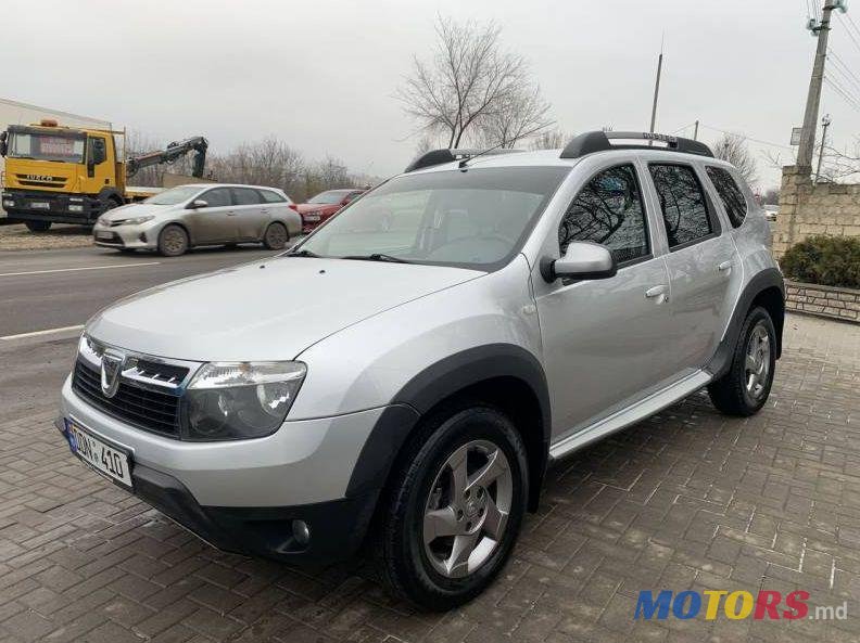 2013' Dacia Duster photo #2