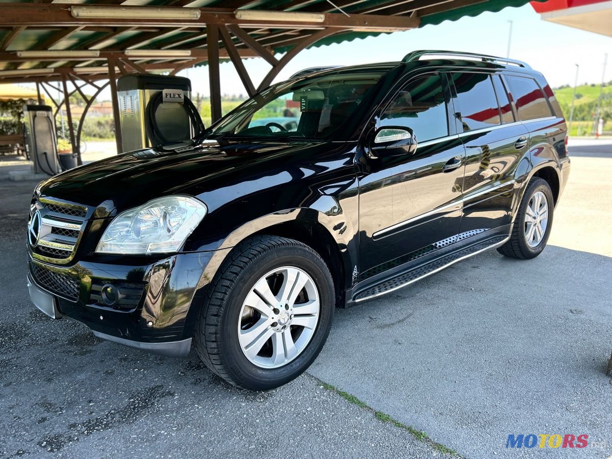 2009' Mercedes-Benz GL-Class photo #4