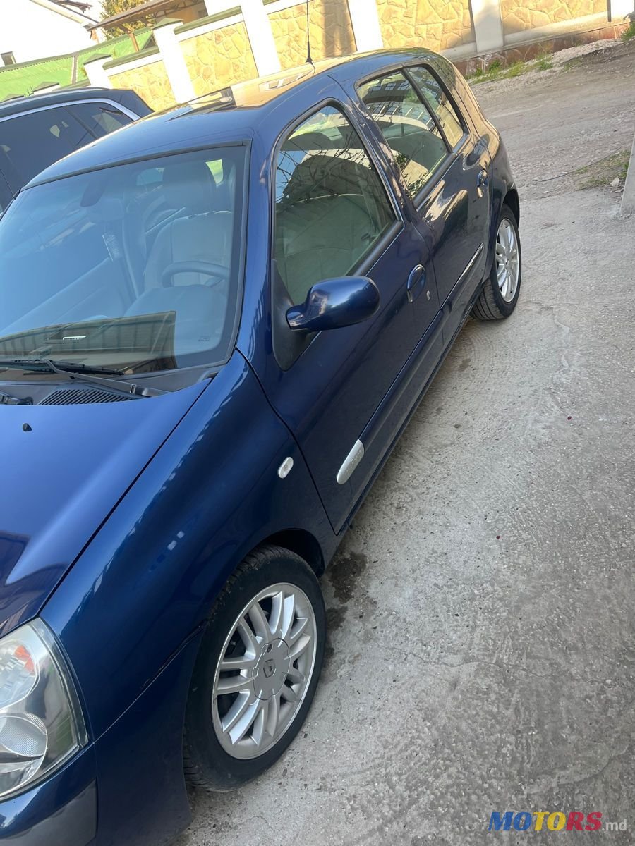 2004' Renault Clio photo #3