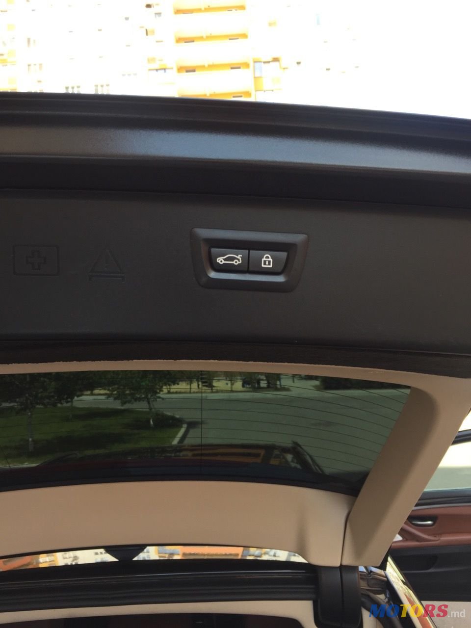 2014' BMW 5 Series photo #4