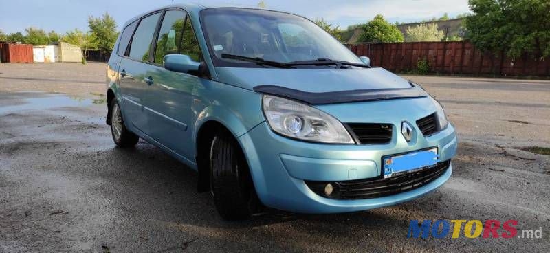 2007' Renault Grand Scenic photo #1