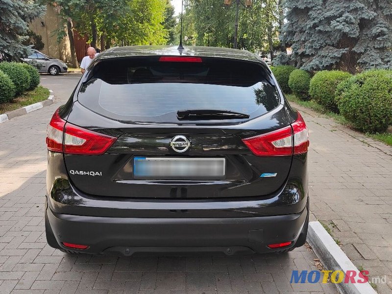 2015' Nissan Qashqai photo #2