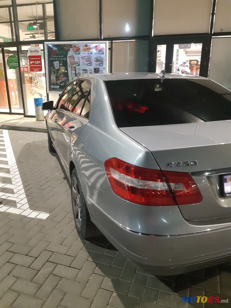 2010' Mercedes-Benz E Класс photo #3