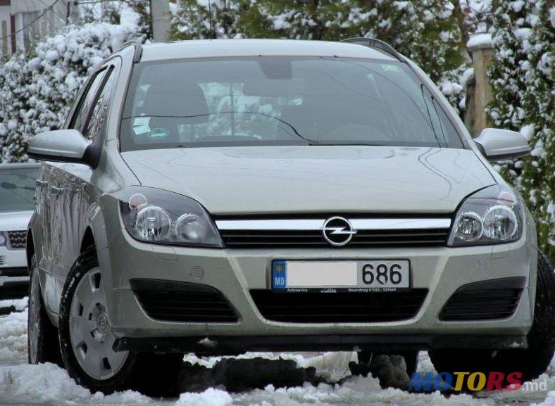 2006' Opel Astra photo #1