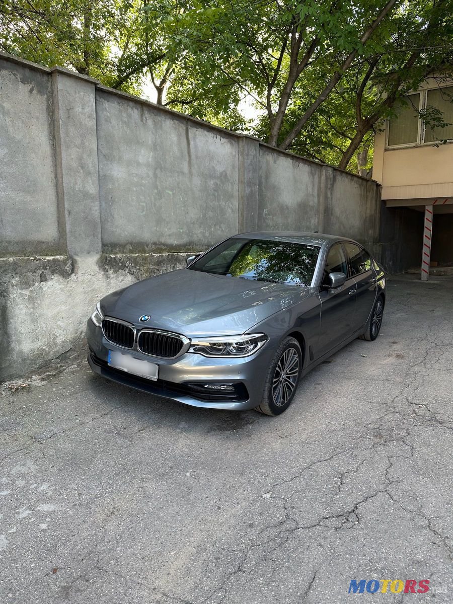 2017' BMW 5 Series photo #3