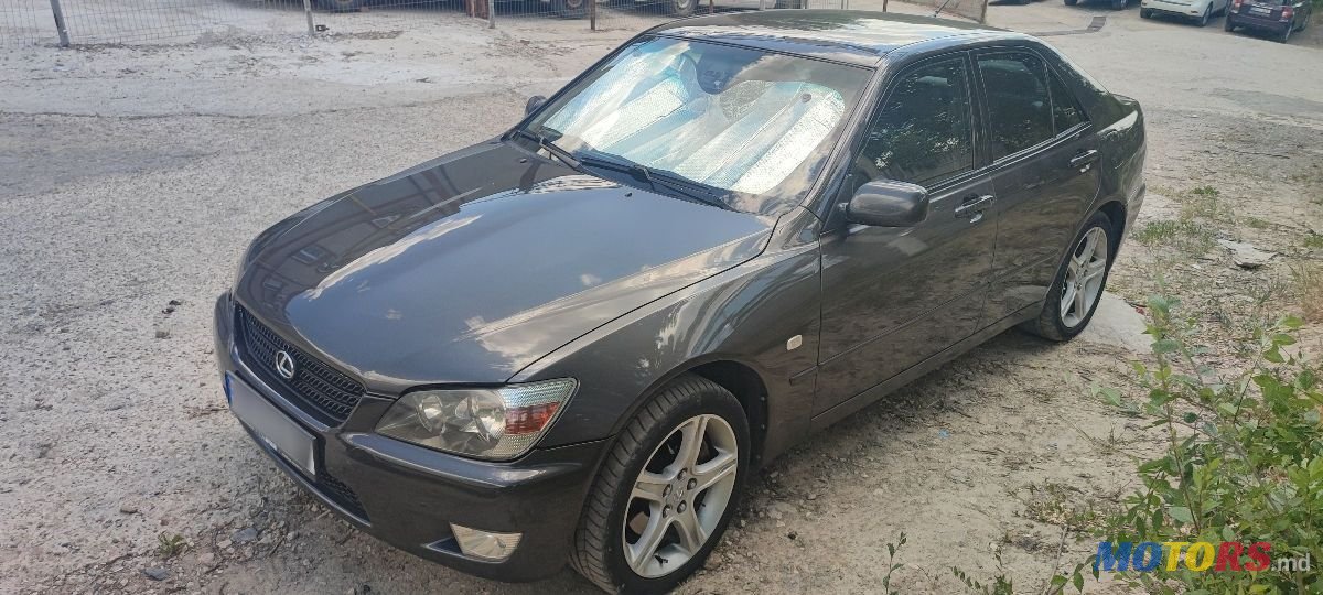 2000' Lexus Is Series photo #6