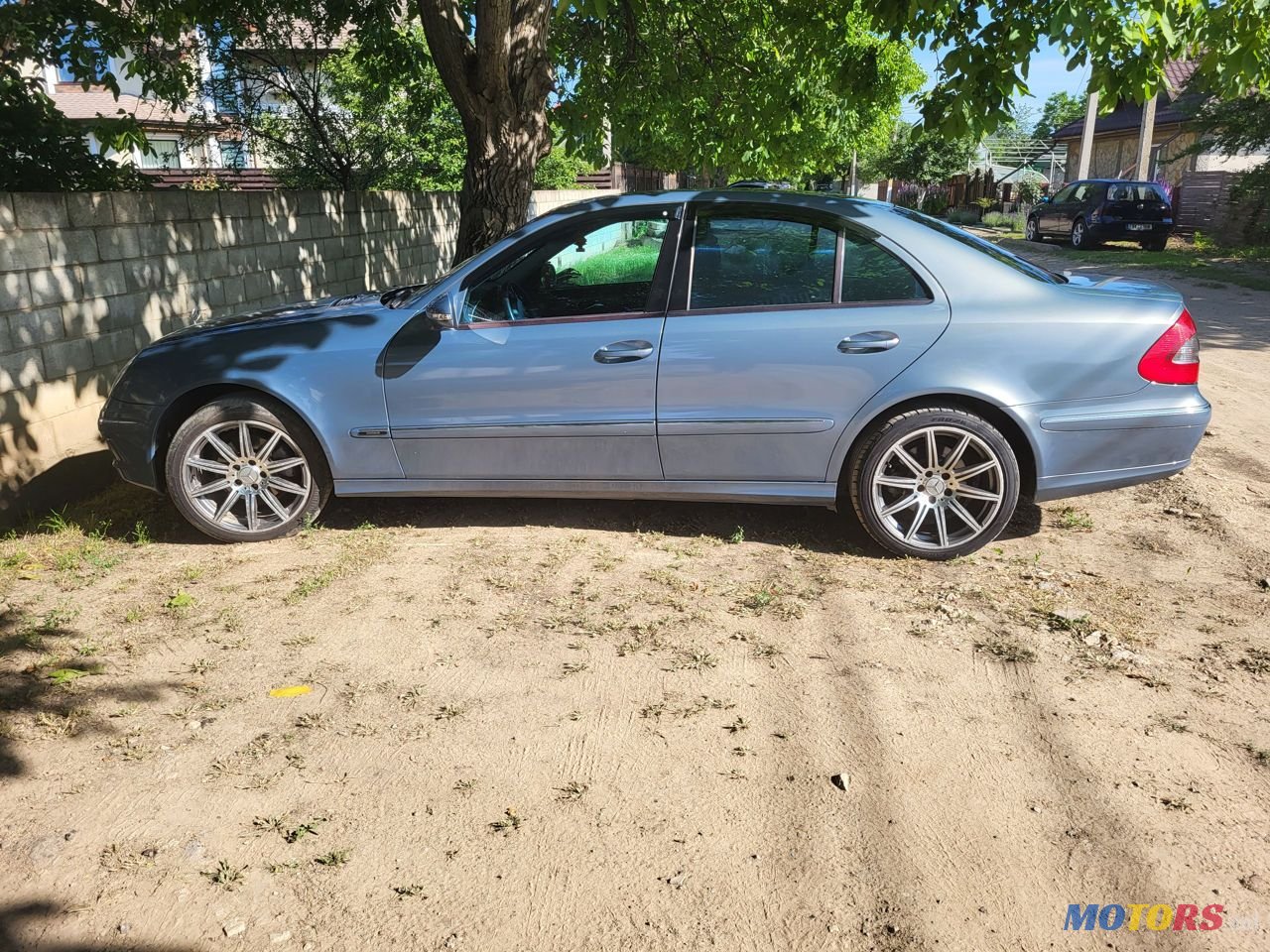 2004' Mercedes-Benz E Класс photo #2