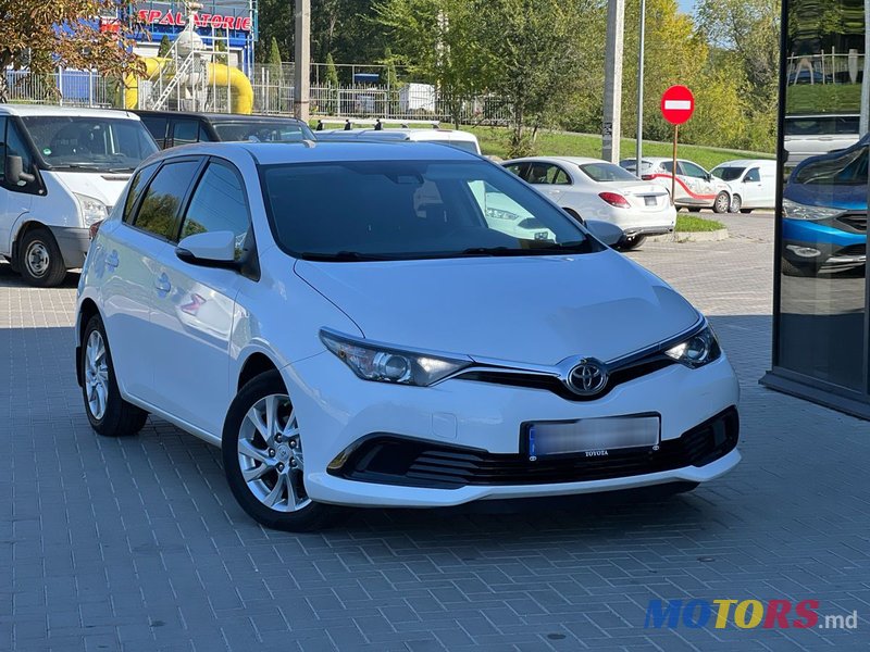 2018' Toyota Auris photo #2