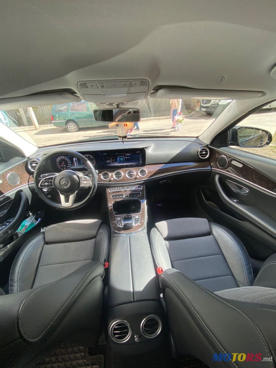 2019' Mercedes-Benz E-Class photo #3