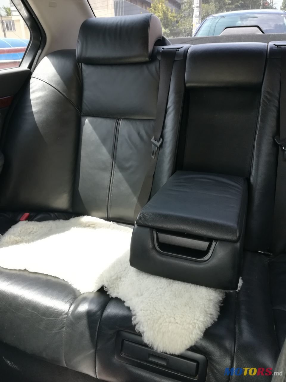 2001' BMW 7 Series photo #3