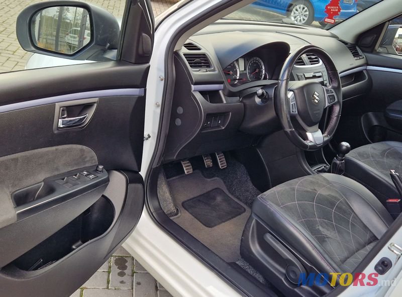 2016' Suzuki Swift photo #6