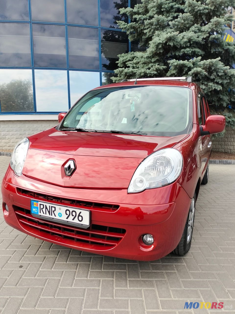2011' Renault Kangoo photo #1