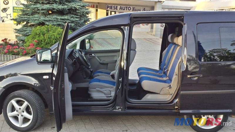 2007' Volkswagen Caddy photo #2