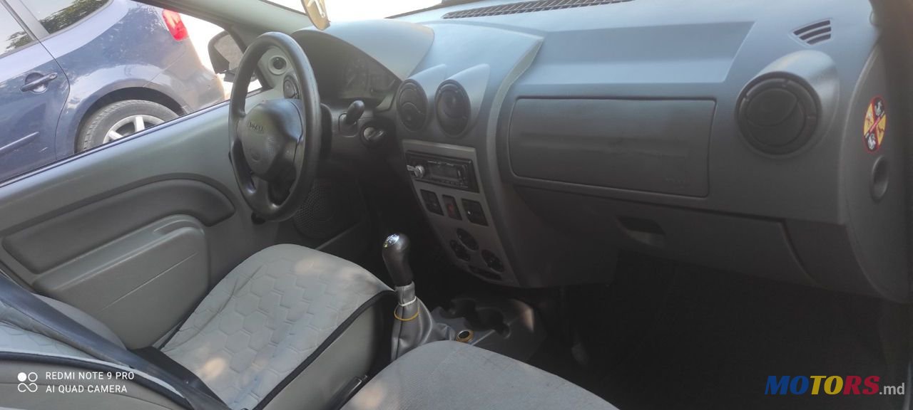 2007' Dacia Logan Mcv photo #2