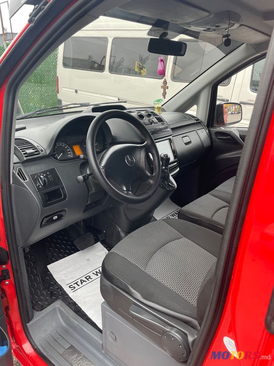 2011' Mercedes-Benz Vito photo #5