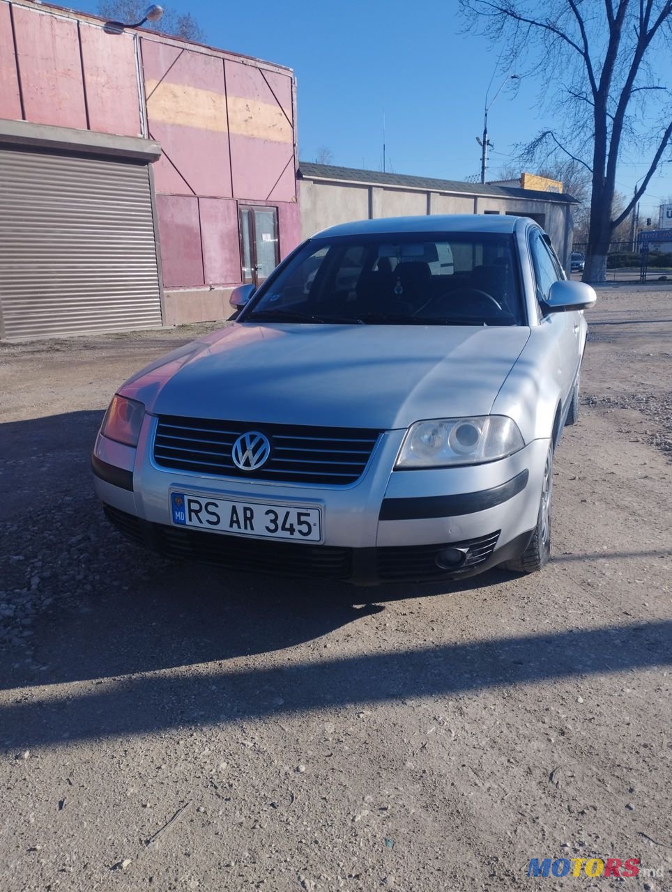 2001' Volkswagen Passat photo #1