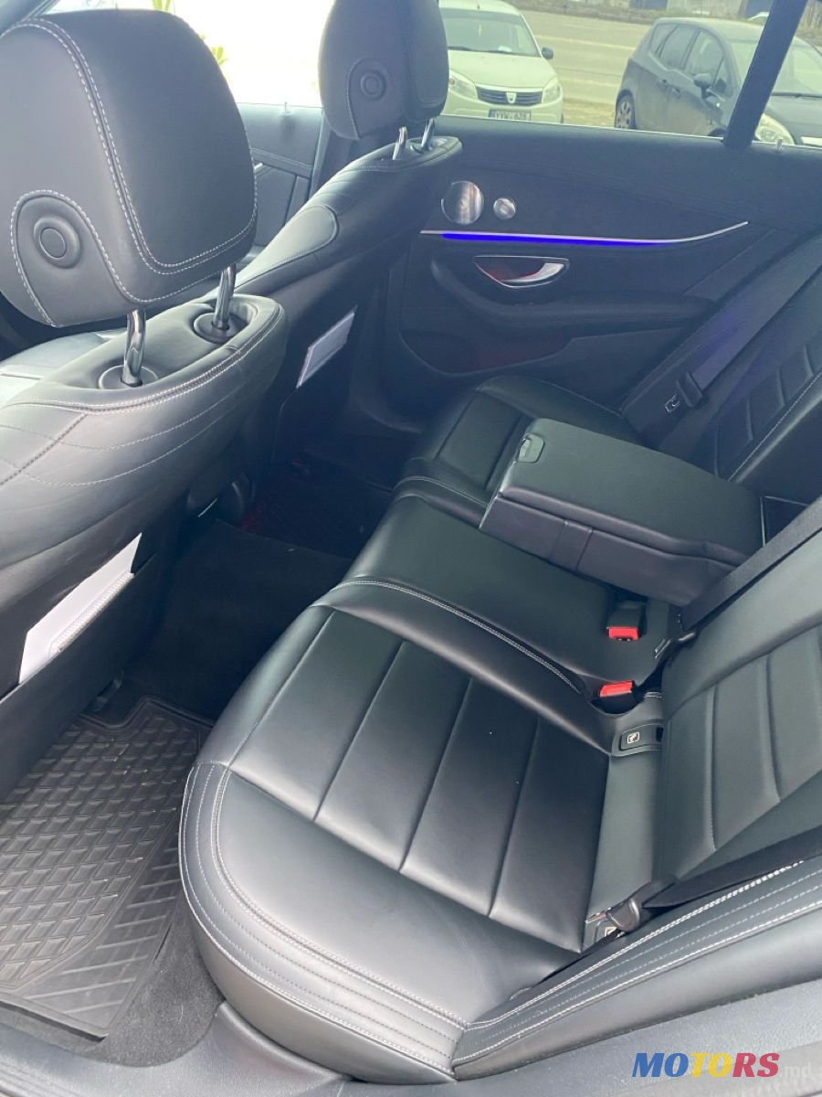 2018' Mercedes-Benz E-Class photo #5