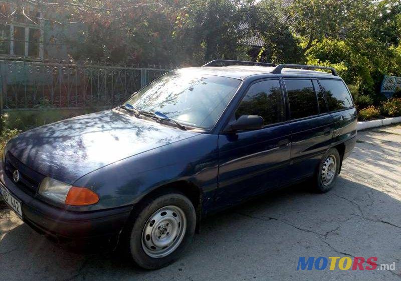 1994' Opel Astra photo #1