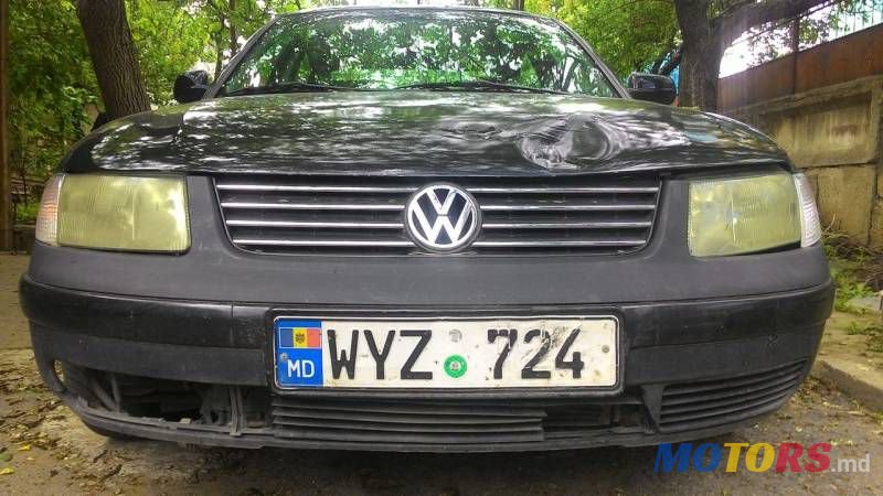 2000' Volkswagen Passat photo #4