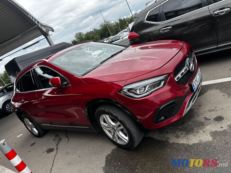 2021' Mercedes-Benz GLA photo #1