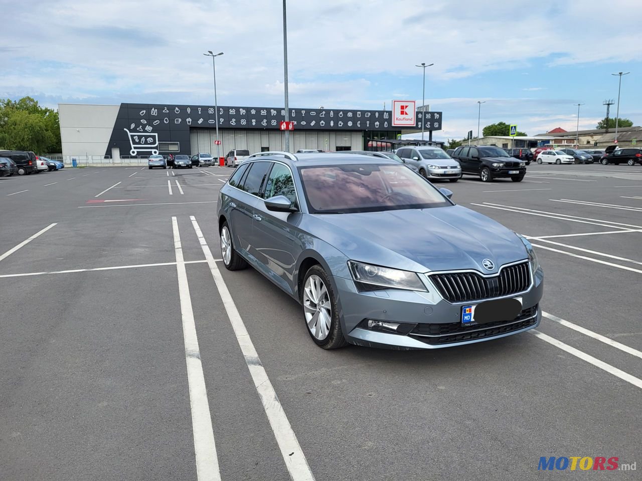 2017' Skoda Superb photo #1