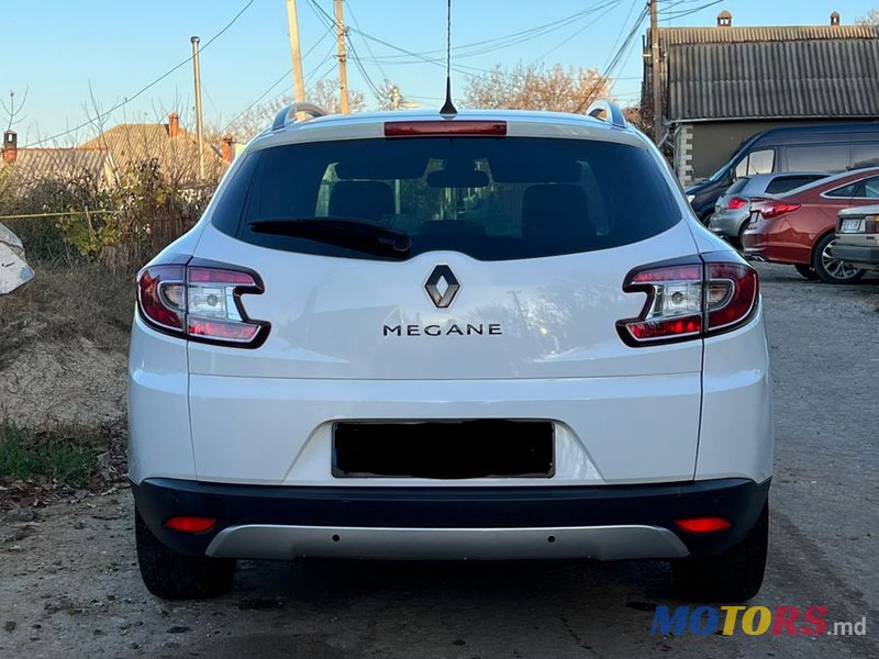 2015' Renault Megane photo #2