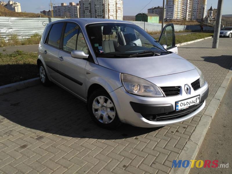 2006' Renault Scenic photo #1