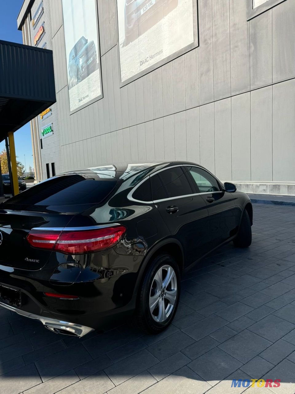 2017' Mercedes-Benz Glc Coupe photo #5