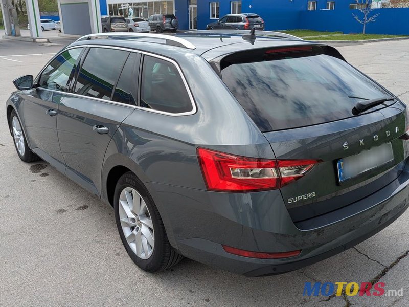 2020' Skoda Superb photo #3