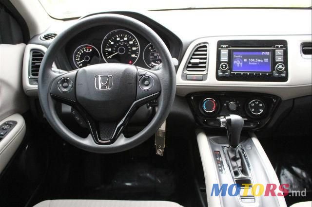 2016' Honda HR-V photo #2