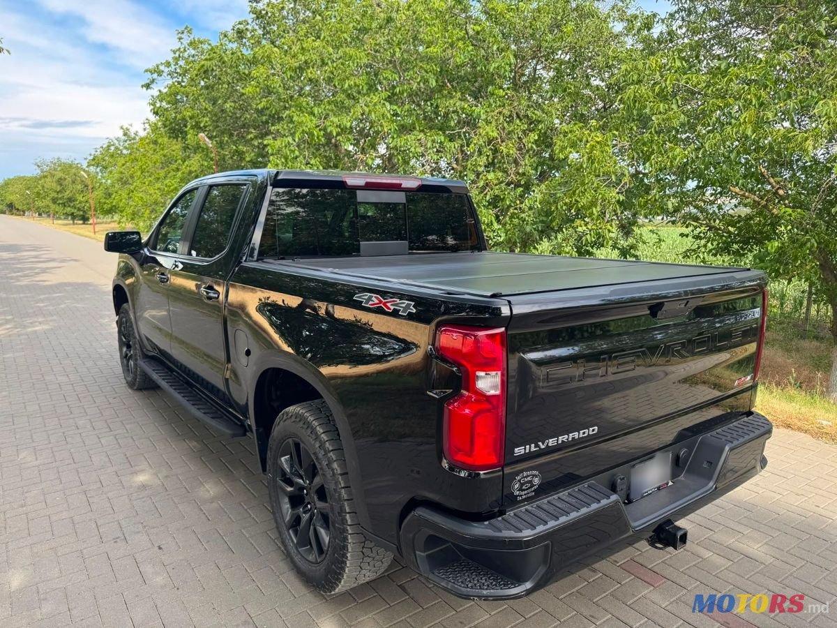 2021' Chevrolet Silverado photo #3