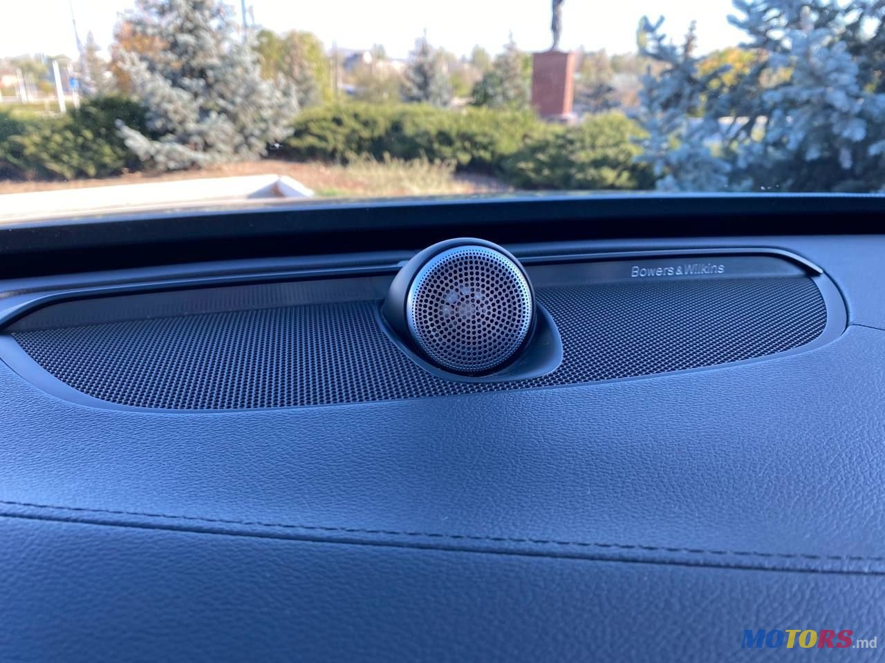 2020' Volvo XC90 photo #6