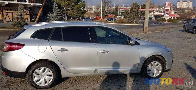 2013' Renault Megane photo #1