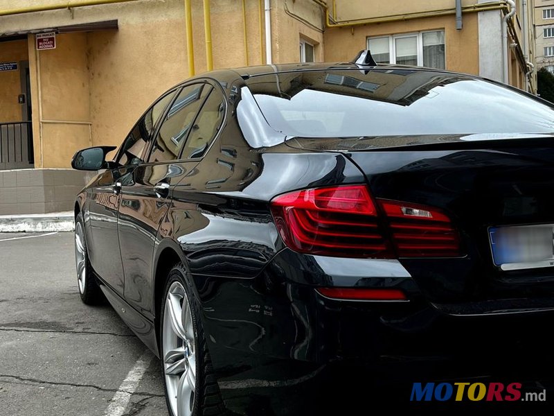 2016' BMW 5 Series photo #4