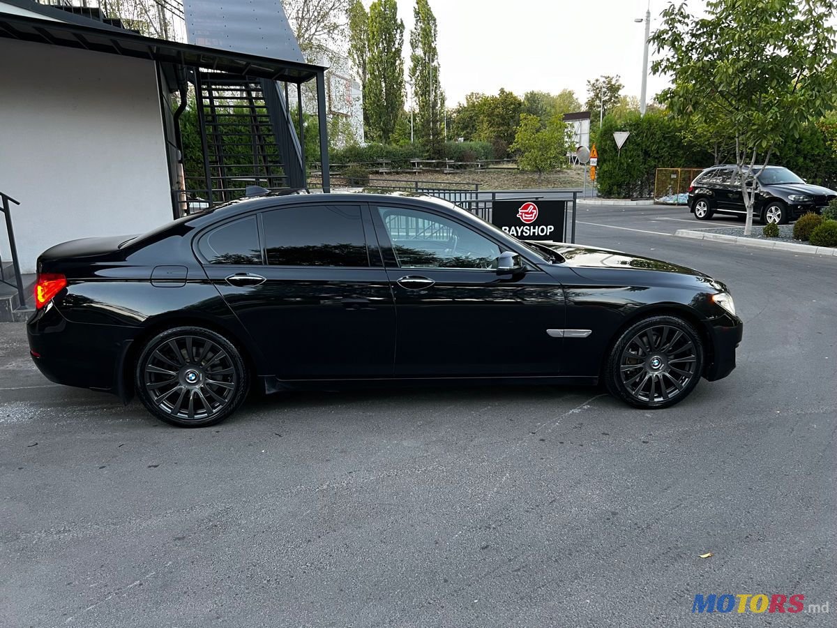 2012' BMW 7 Series photo #4
