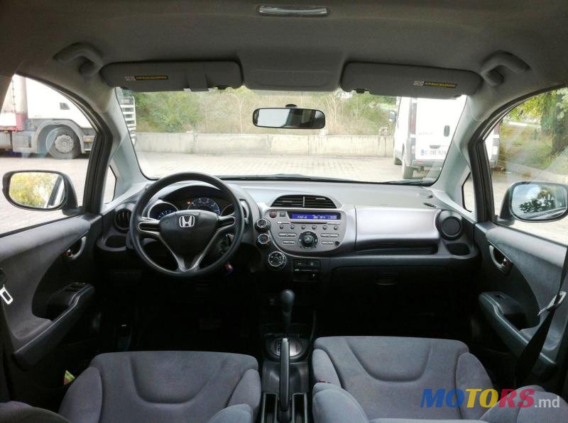 2009' Honda Jazz photo #6
