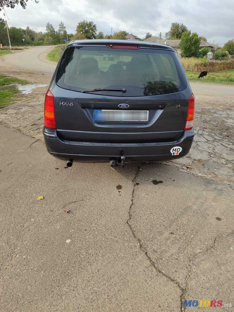 2004' Ford Focus photo #3