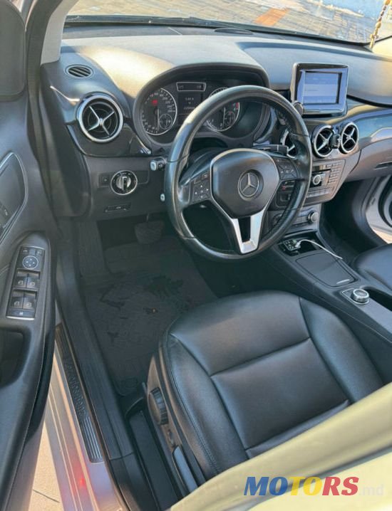 2014' Mercedes-Benz B-Class photo #3