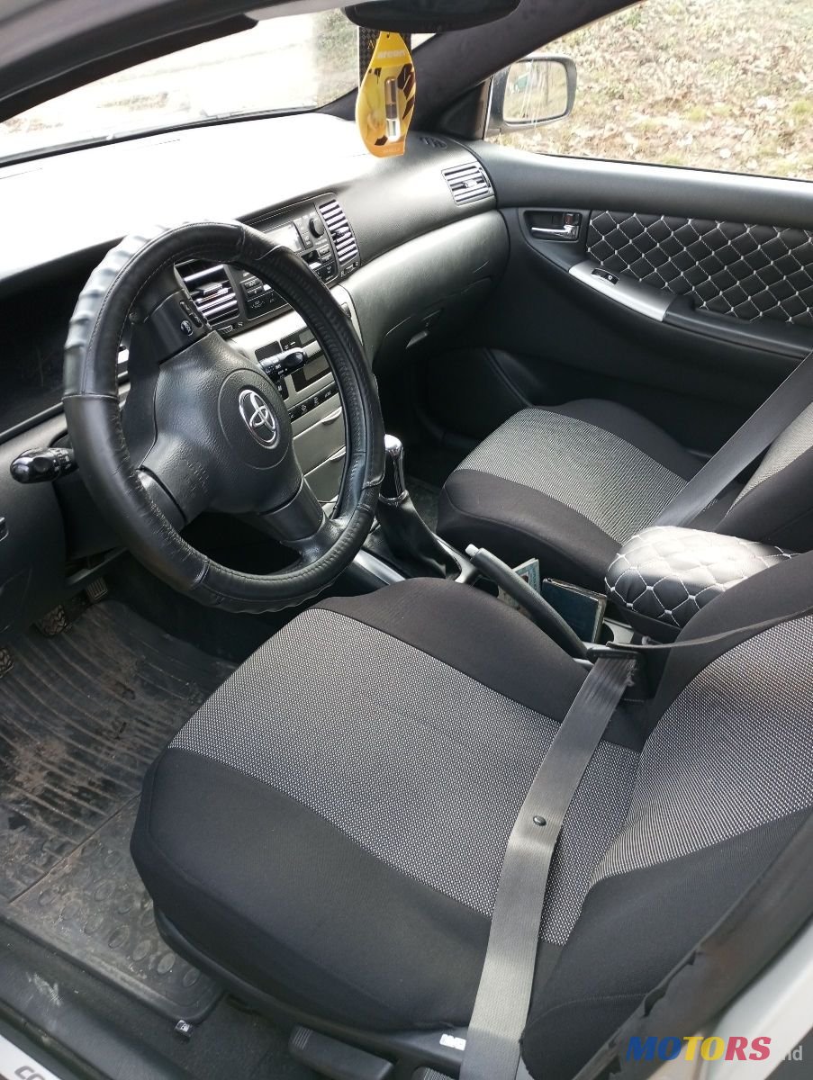 2006' Toyota Corolla photo #1