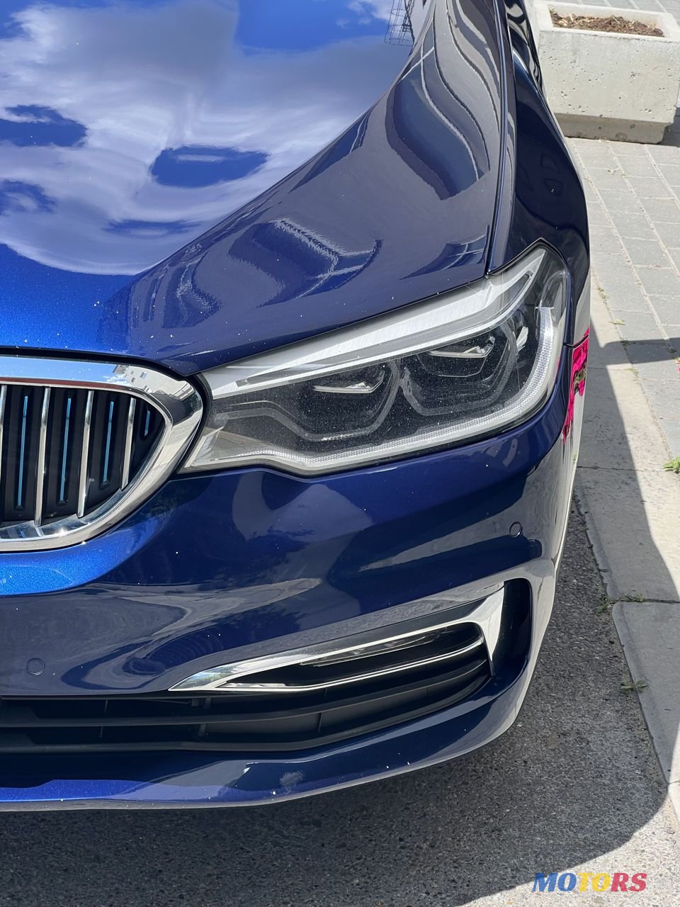 2017' BMW 5 Series photo #2