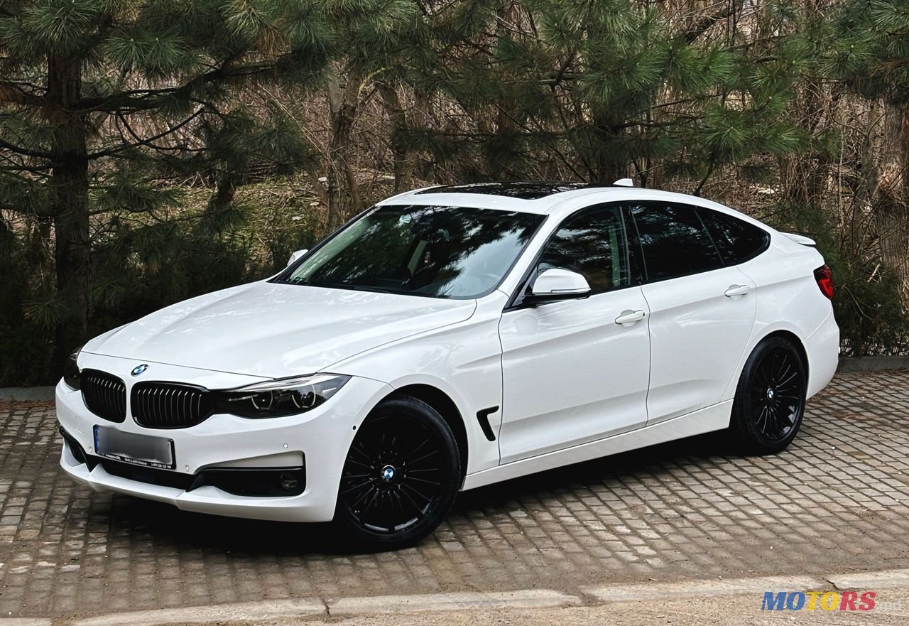 2020' BMW 3 Series GT photo #2
