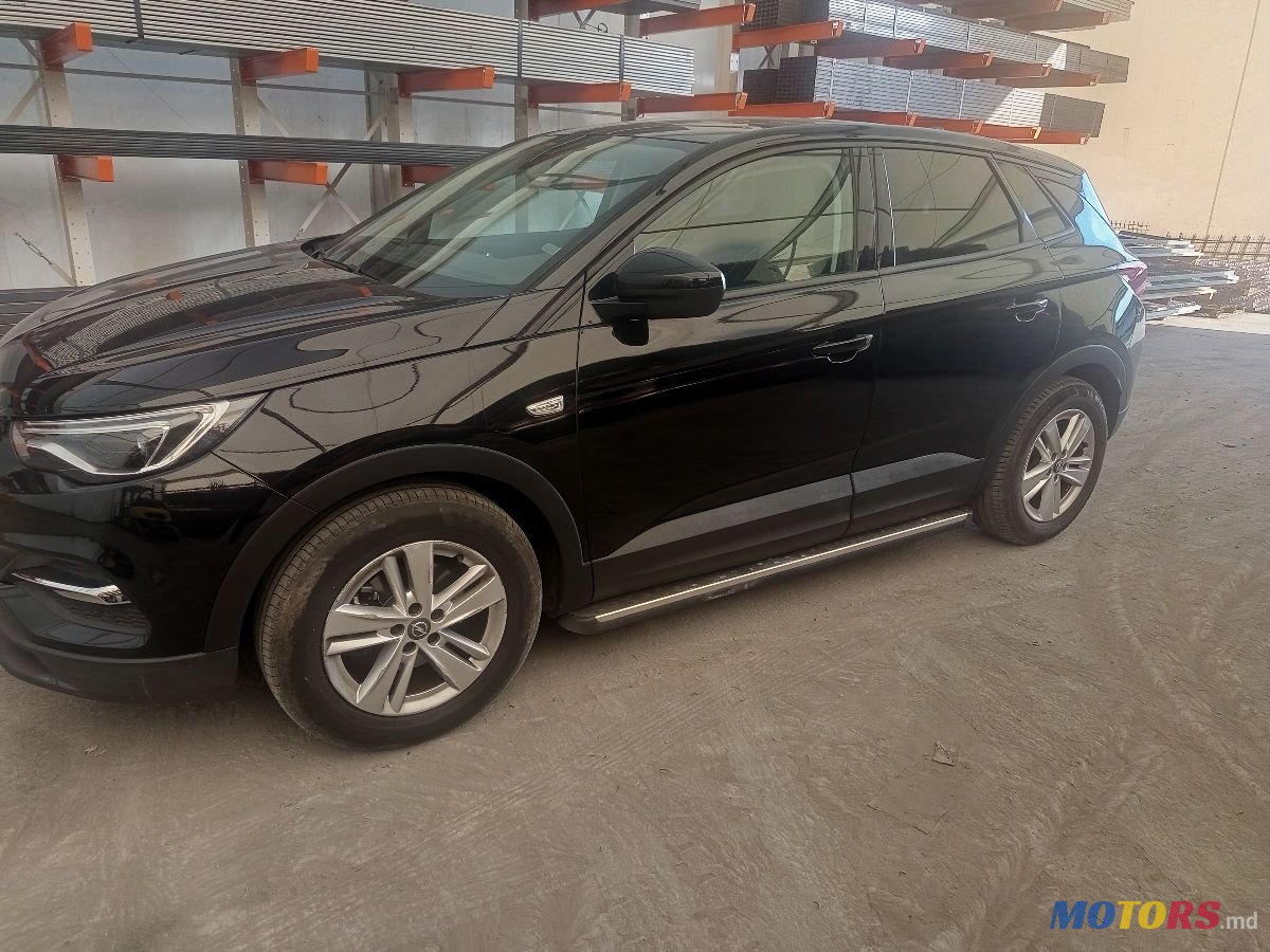 2018' Opel Crossland X photo #1