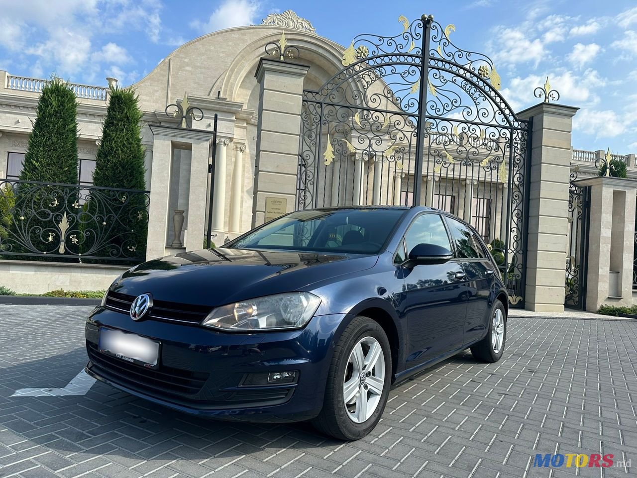 2013' Volkswagen Golf photo #1